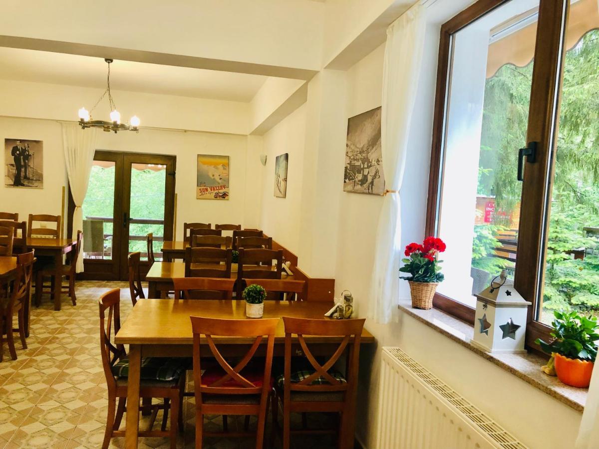 בוסטאני Pensiune & Restaurant Kalinder מראה חיצוני תמונה